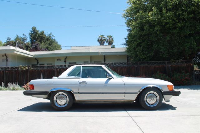 1986 Mercedes-Benz SL-Class 560 SL - photo 5