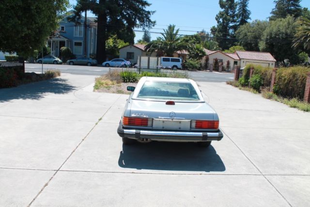 1986 Mercedes-Benz SL-Class 560 SL - photo 7