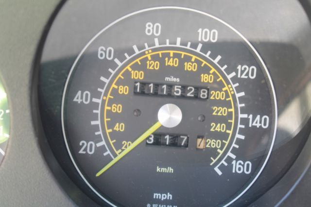 1986 Mercedes-Benz SL-Class 560 SL - photo 8