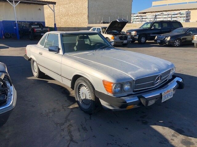 1986 Mercedes-Benz SL-Class 560SL - photo 6