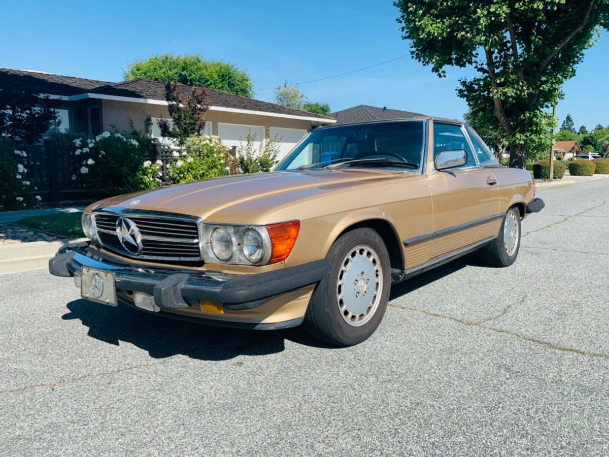 1986 Mercedes 560SL Desert Tan with Brown leather interior 1986 Mercedes-Benz SL-Class 560SL