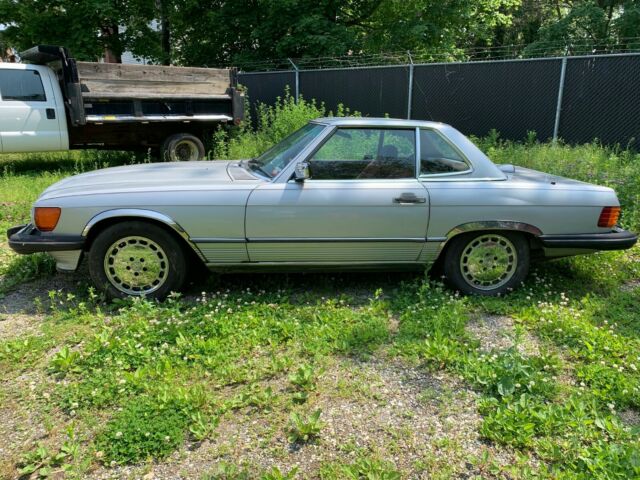1986 Mercedes-Benz SL-Class 560SL - photo 4