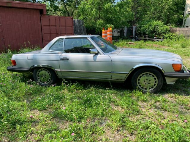 1986 Mercedes-Benz SL-Class 560SL - photo 9