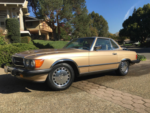 1986 Mercedes-Benz SL-Class 560SL