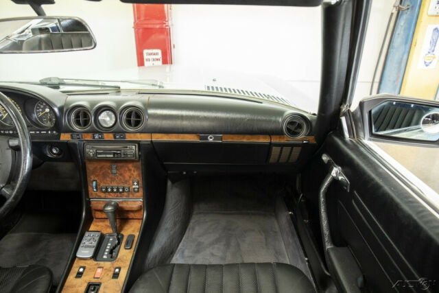 1986 Mercedes-Benz SL-Class 560SL Roadster - photo 10