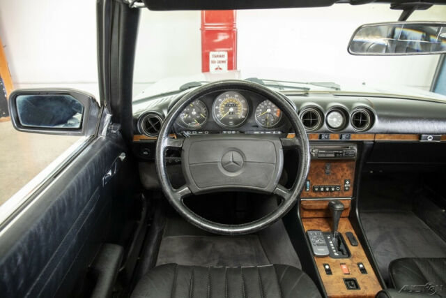 1986 Mercedes-Benz SL-Class 560SL Roadster - photo 9