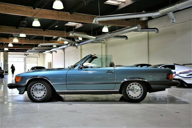 1986 Mercedes-Benz 560SL CONVERTIBLE - photo 7