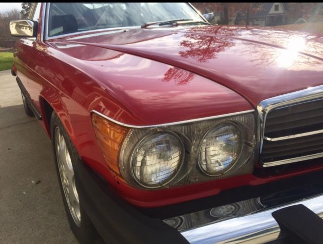 1986 Mercedes 560SL Signal Red over Black Interior. Like New 28K miles 2 Owners 1986 Mercedes-Benz SL-Class 560SL