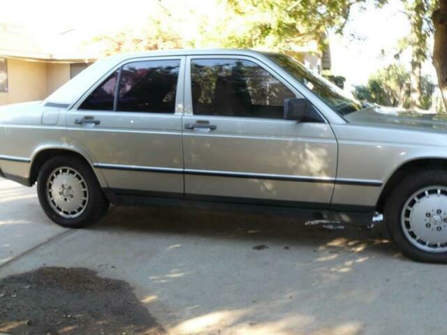 1986 Mercedes-Benz 190-Class 190 D 2.5 4dr Diesel Sedan - photo 12