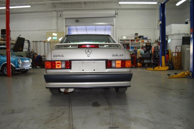1986 Mercedes-Benz 190-Series 190E - photo 10