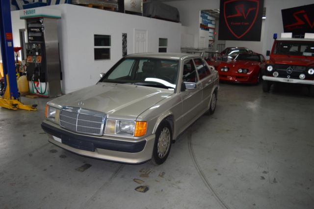 1986 Mercedes-Benz 190-Series 190E - photo 3