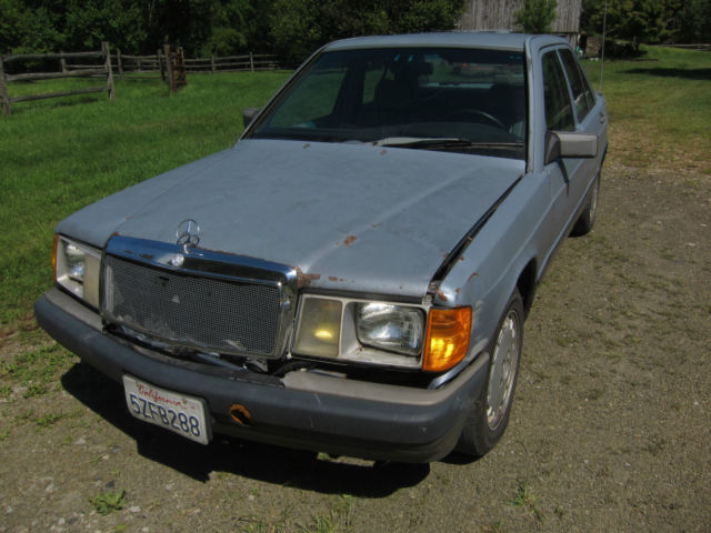 1986 Mercedes-Benz 190-Series - photo 6