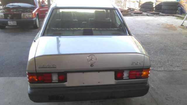 1986 Mercedes-Benz 190-Series - photo 3