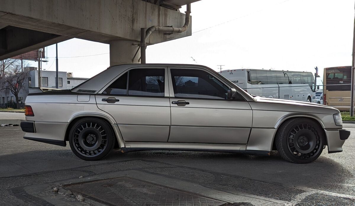 1986 Mercedes-Benz 190E E 2.3-16 - photo 2