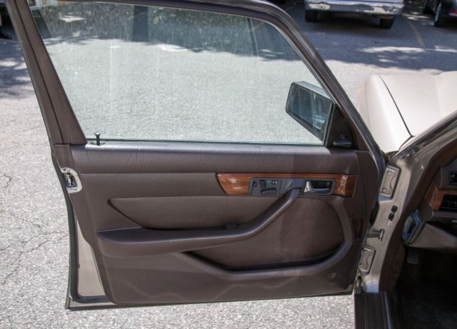 1986 Mercedes-Benz 300-Series THE BEST W126 DIESEL, 91K MILES, TIME CAPSULE! - photo 12