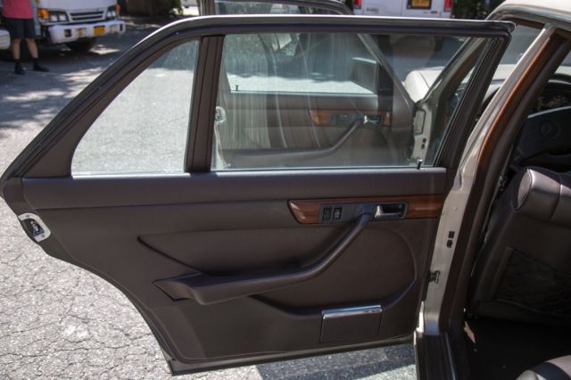1986 Mercedes-Benz 300-Series THE BEST W126 DIESEL, 91K MILES, TIME CAPSULE! - photo 13