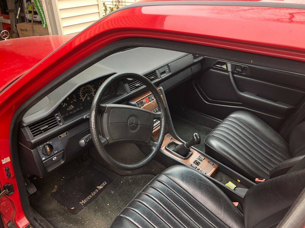 1986 Mercedes-Benz 300-Series 4 Dr - photo 5