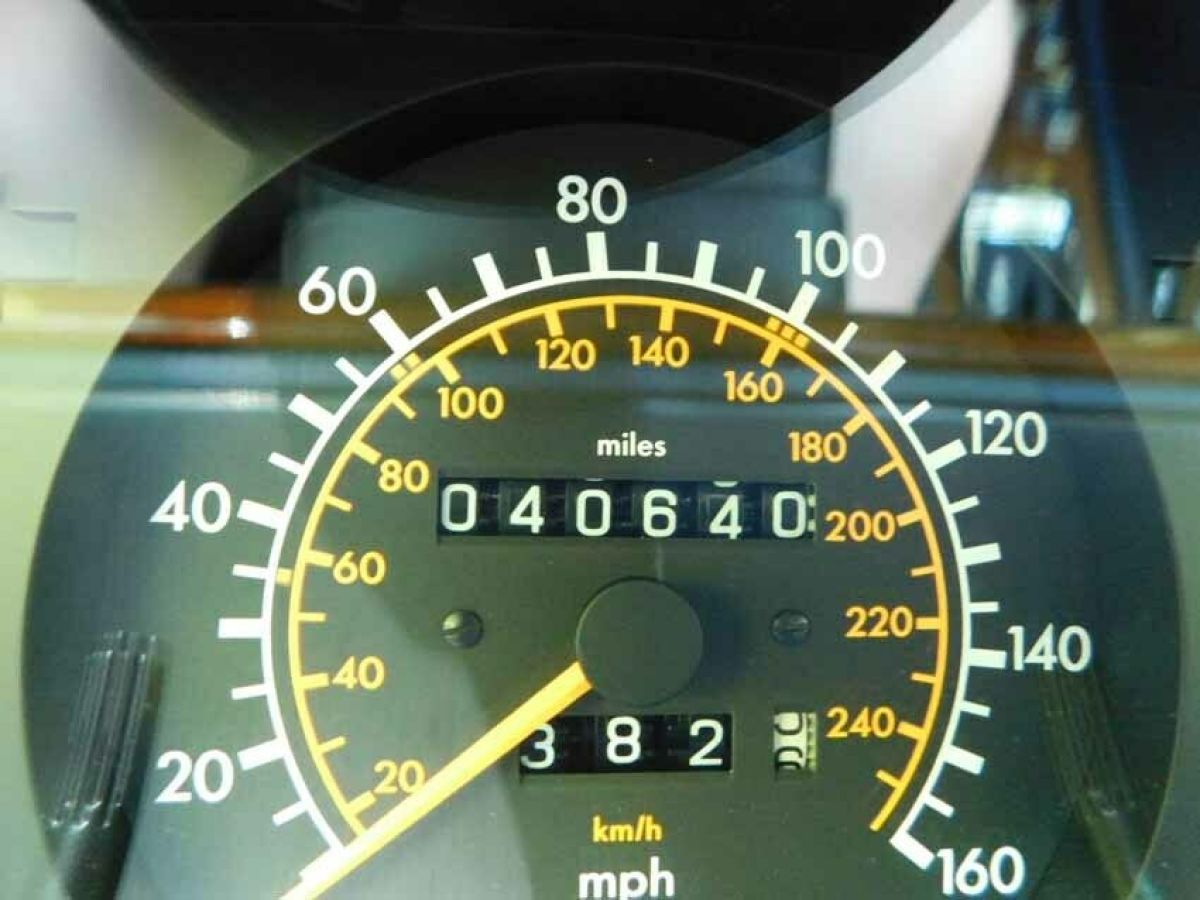 1986 Mercedes-Benz E-Class - photo 7