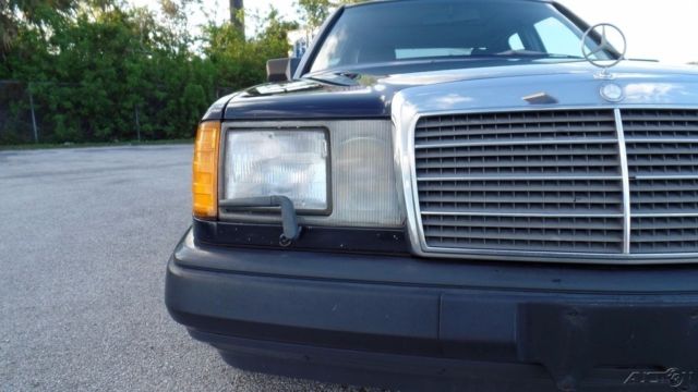 1986 Mercedes-Benz 300-Series 300E W124 FLORIDA CARFAX NO RESERVE! - photo 11