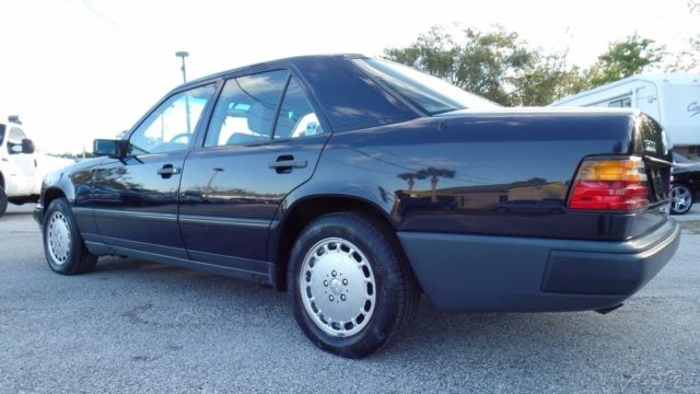 1986 Mercedes-Benz 300-Series 300E W124 FLORIDA CARFAX NO RESERVE! - photo 3