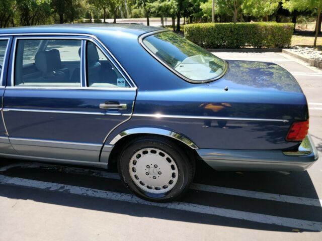 1986 Mercedes-Benz 400-Series - photo 3