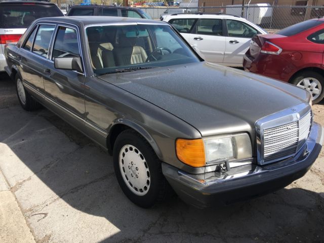 1986 Mercedes-Benz 400-Series 420SEL