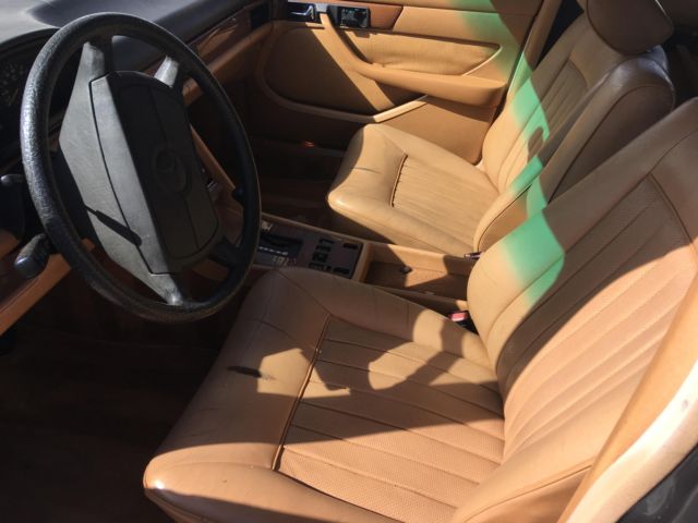 1986 Mercedes-Benz 400-Series 420SEL - photo 3