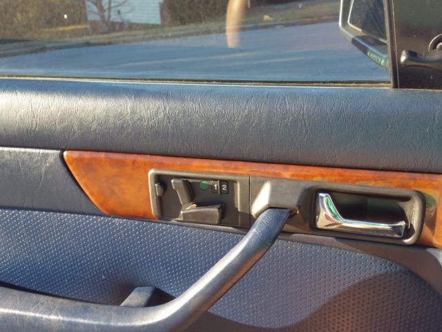 1986 Mercedes-Benz 500-Series SEL - photo 2