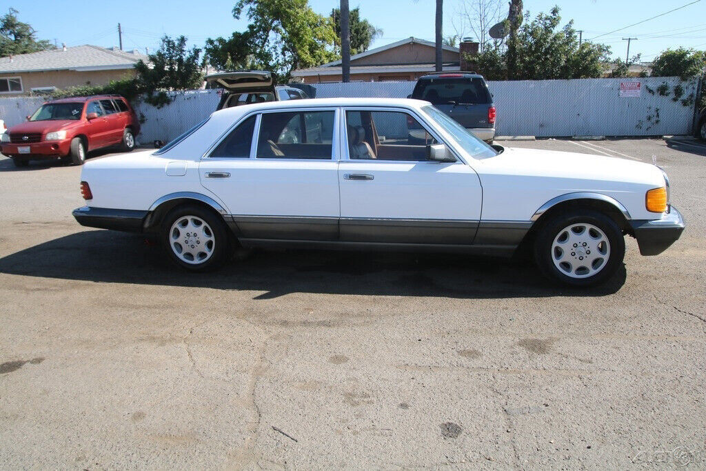 1986 Mercedes-Benz 500-Series 560 SEL - photo 7