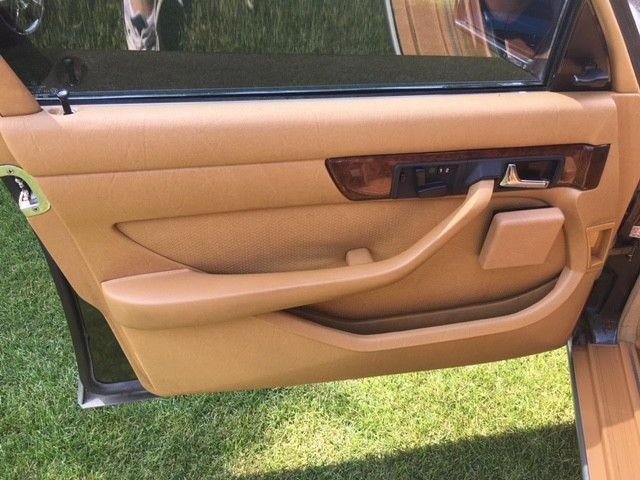 1986 Mercedes-Benz 500-Series - photo 10