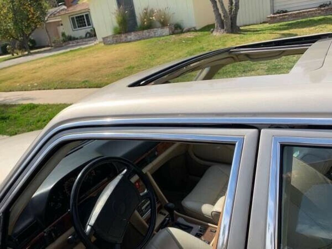 1986 Mercedes-Benz 500-Series SEL - photo 6