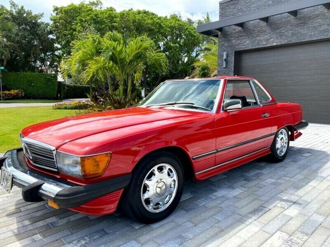 1986 Mercedes-Benz 560 SL 100,489 Miles Red Convertible 5.6L V8 SOHC 16V Automat 1986 Mercedes-Benz 500-Series SL