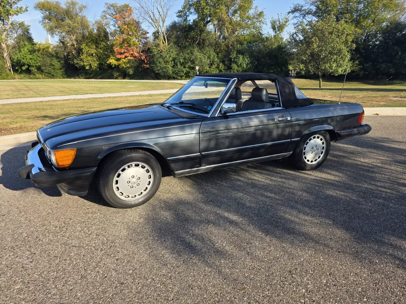 1986 Mercedes Benz 560 SL 83,000 Miles 1986 Mercedes-Benz 560 SL