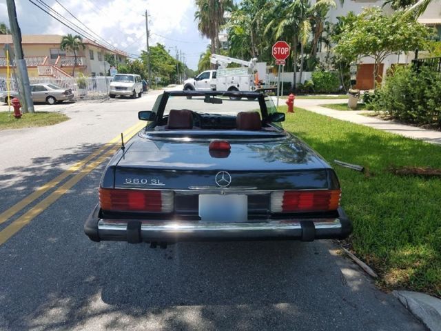 1986 Mercedes-Benz SL-Class 560 SL - photo 5