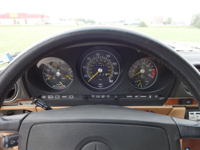 1986 Mercedes-Benz SL-Class 2 Door Convertible - photo 11