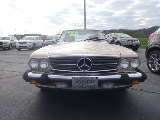 1986 Mercedes-Benz SL-Class 2 Door Convertible - photo 2