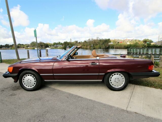 1986 Mercedes-Benz 560 SL One Owner 17k Original Miles SL560 1986 Mercedes-Benz SL-Class 2 Dr Roadster