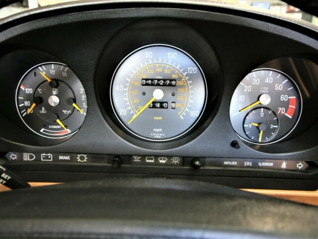 1986 Mercedes-Benz SL-Class 2 Dr Roadster - photo 10