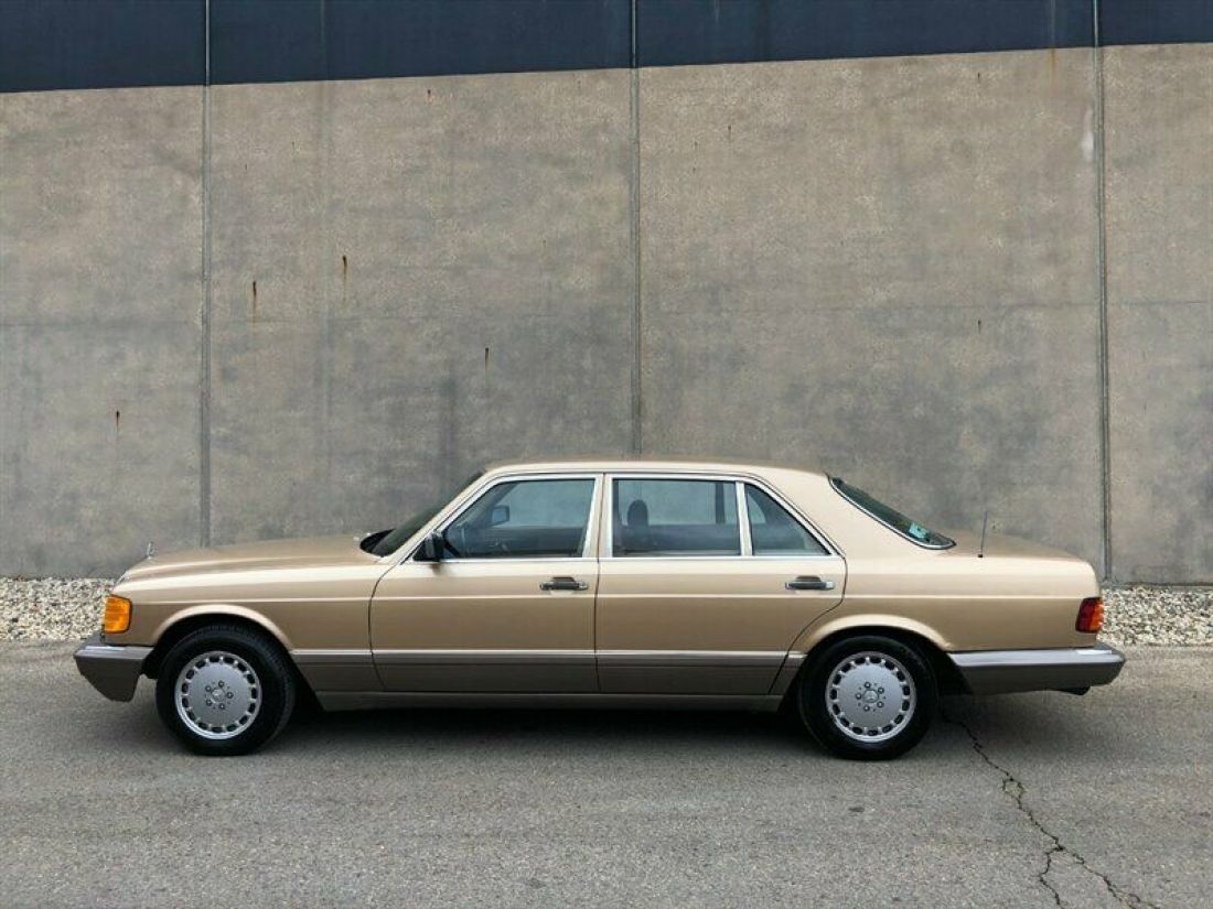 1986 Mercedes-Benz SL-Class 560-Class 560 SEL - photo 11