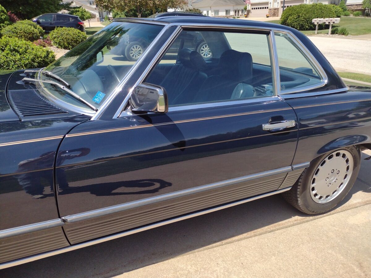 1986 Mercedes-Benz SL-Class 560SL 2Dr Roadster - photo 10