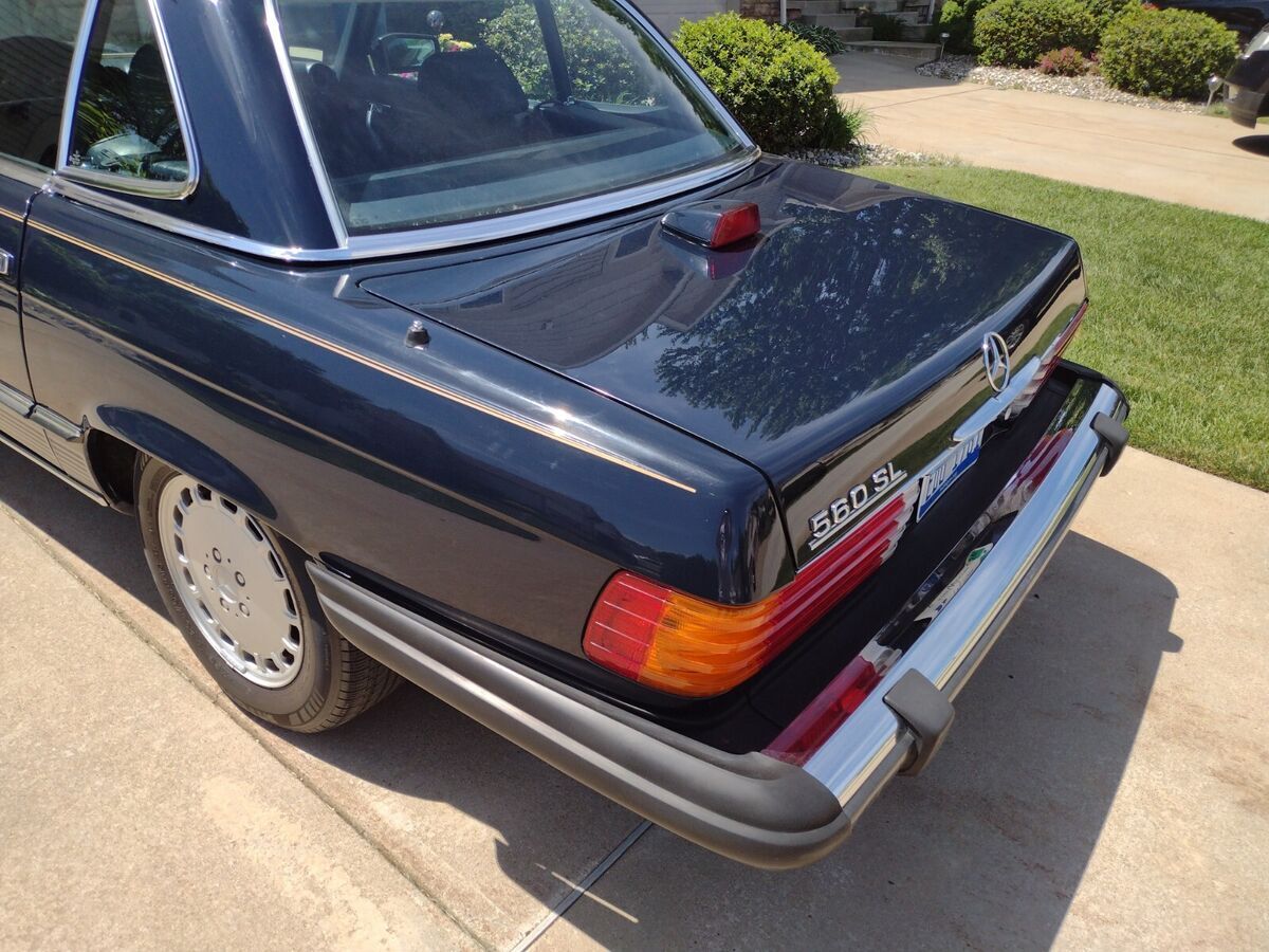 1986 Mercedes-Benz SL-Class 560SL 2Dr Roadster - photo 11