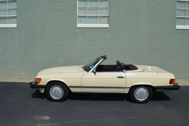 1986 MERCEDES BENZ 560SL 45K MI 2 OWNER MASTERPIECE METICULOUSLY MAINTAINED 1986 Mercedes-Benz SL-Class