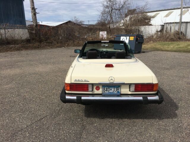 1986 Mercedes-Benz SL-Class - photo 4
