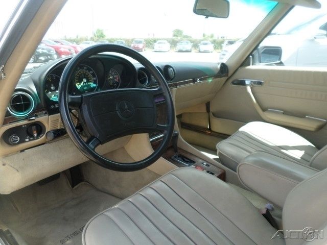 1986 Mercedes-Benz 500-Series 560SL - photo 12