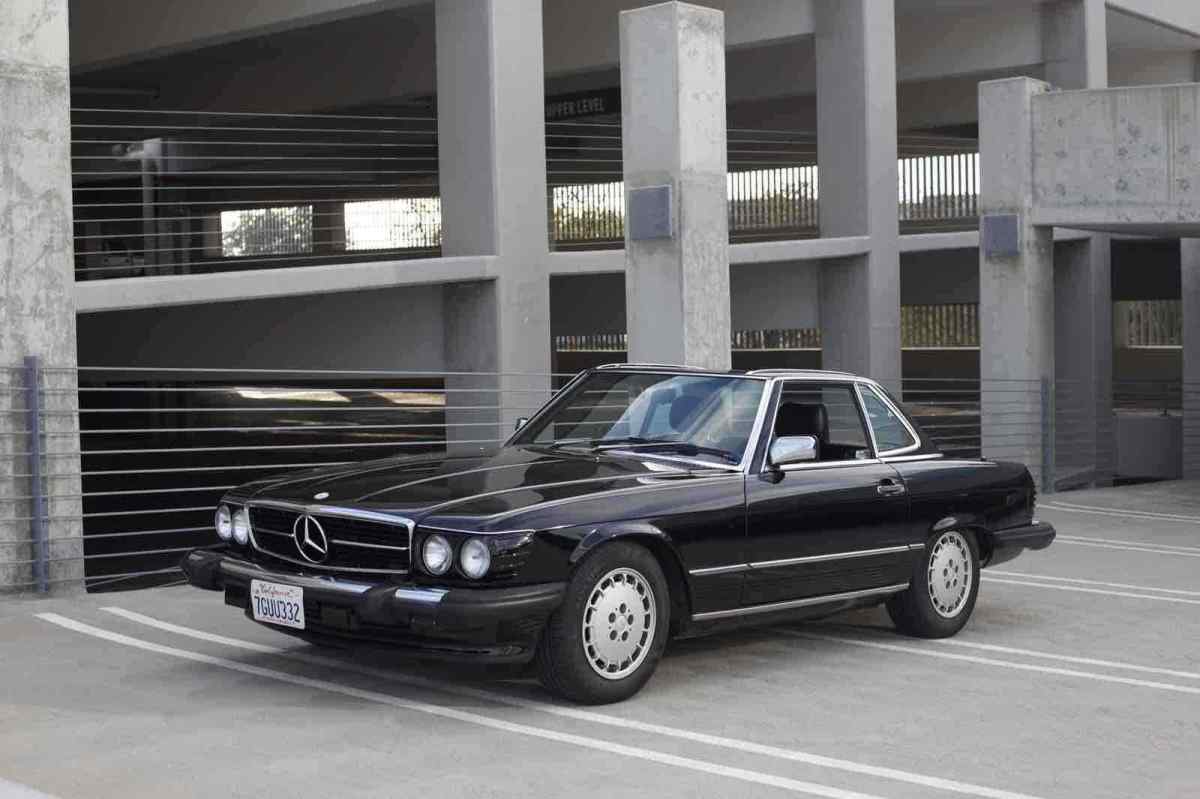 1986 Mercedes-Benz 560SL Convertible Black RWD Automatic SL 1986 Mercedes-Benz 560SL SL