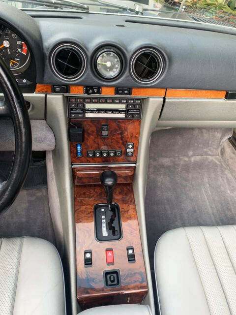 1986 Mercedes-Benz SL-Class 560SL Convertible - photo 5