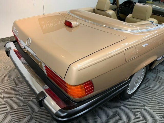 1986 Mercedes-Benz 500-Series 1986 MERCEDES BENZ 560SL. - photo 6