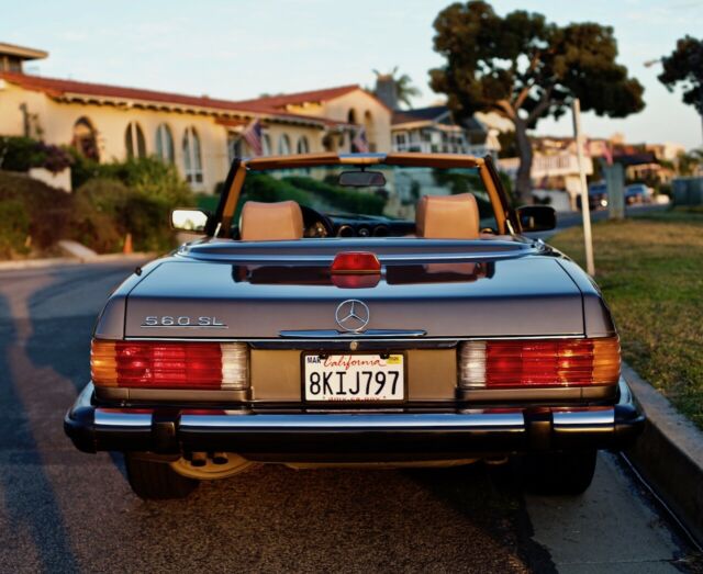 1986 Mercedes-Benz SL-Class Two Top Low Mile SoCal Rare - photo 9