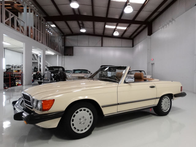 1986 MERCEDES-BENZ 560SL ROADSTER, 1 OF THE LAST OF THE GREAT 560 MODELS! 1986 Mercedes-Benz 500-Series 560SL, ONLY 46,884 ACTUAL MILES!