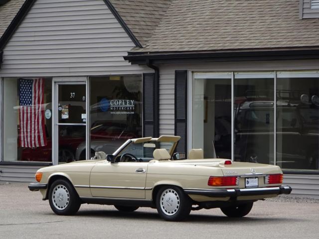 1986 Mercedes-Benz SL-Class 560SL roadster - photo 3